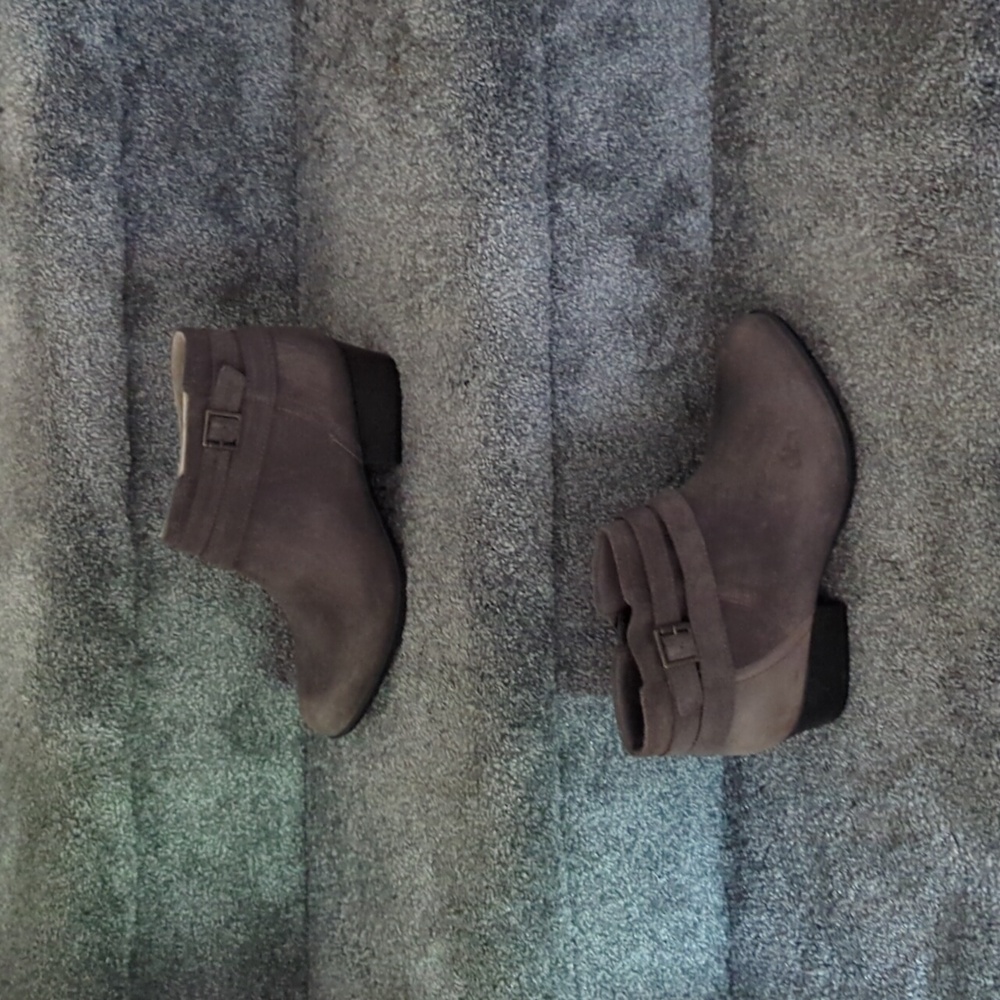 Clark's taupe ankle booties